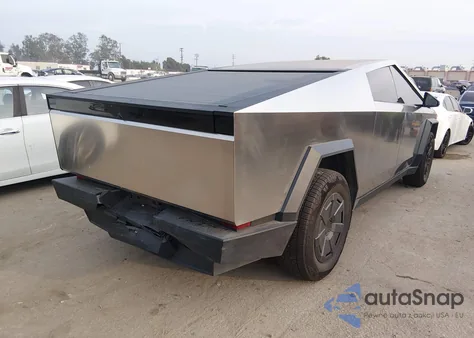 2025 Tesla Cybertruck All-Wheel Drive from USA, damaged, VIN 7G2CEHED2SA079243